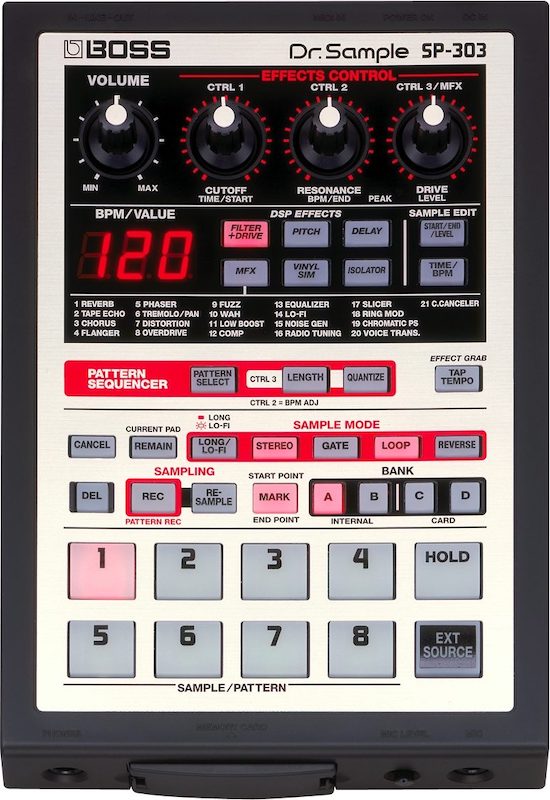 BOSS SP-303 샘플러의 전면 모습